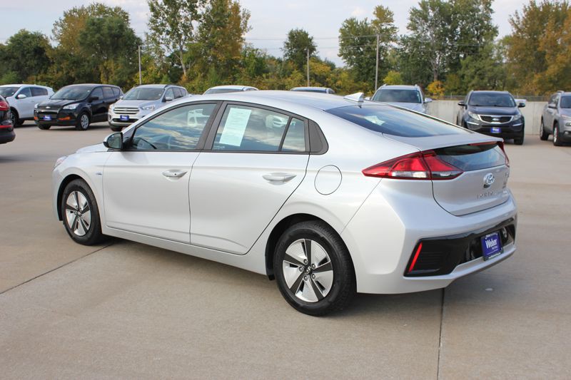2019 Hyundai Ioniq Image 7
