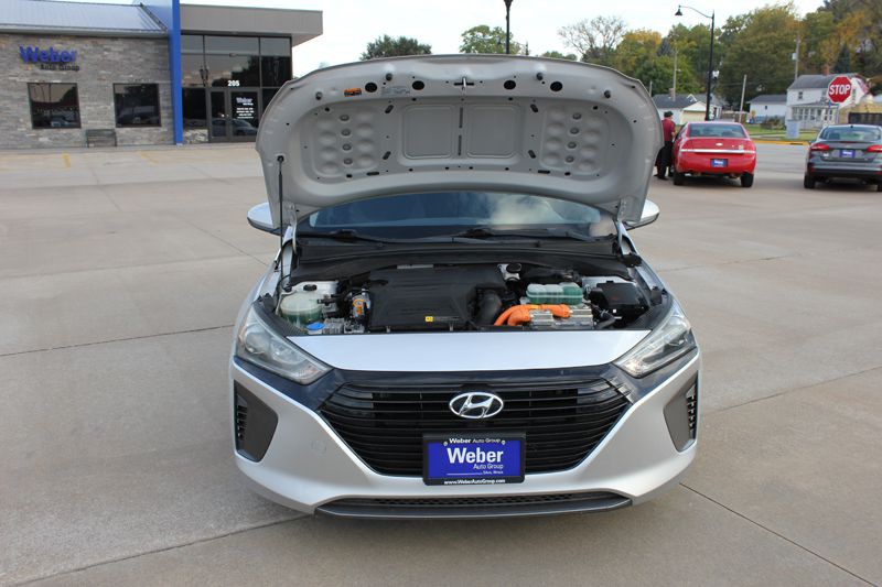 2019 Hyundai Ioniq Image 12