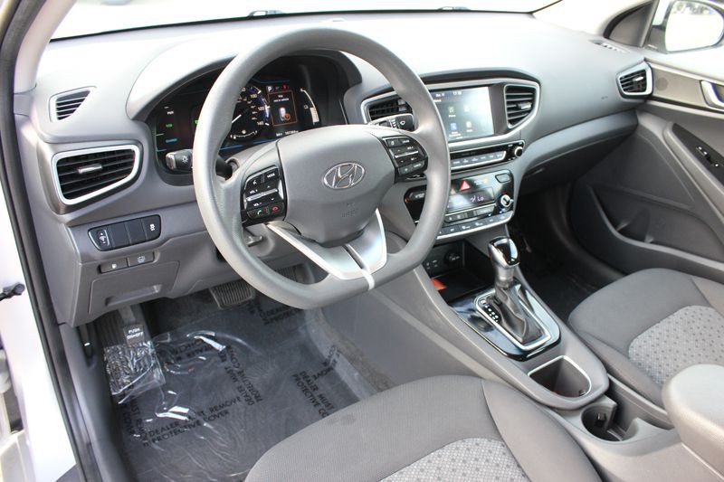 2019 Hyundai Ioniq Image 16