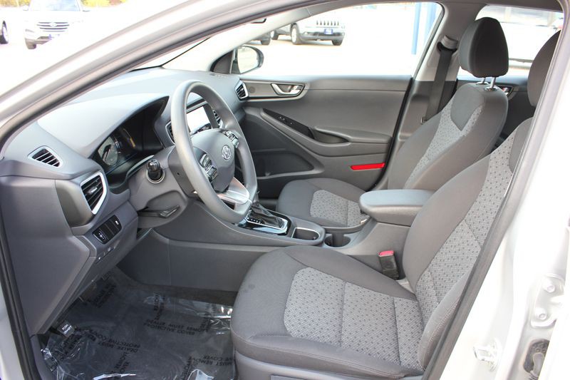 2019 Hyundai Ioniq Image 17