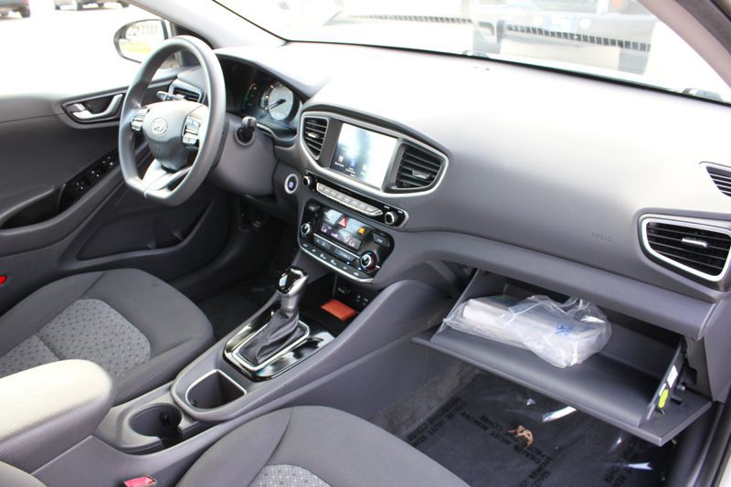 2019 Hyundai Ioniq Image 21