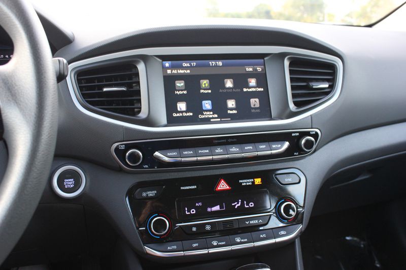 2019 Hyundai Ioniq Image 25