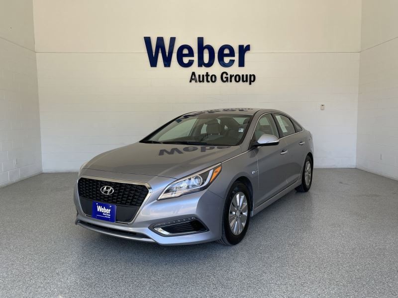 2016 Hyundai Sonata Image 2