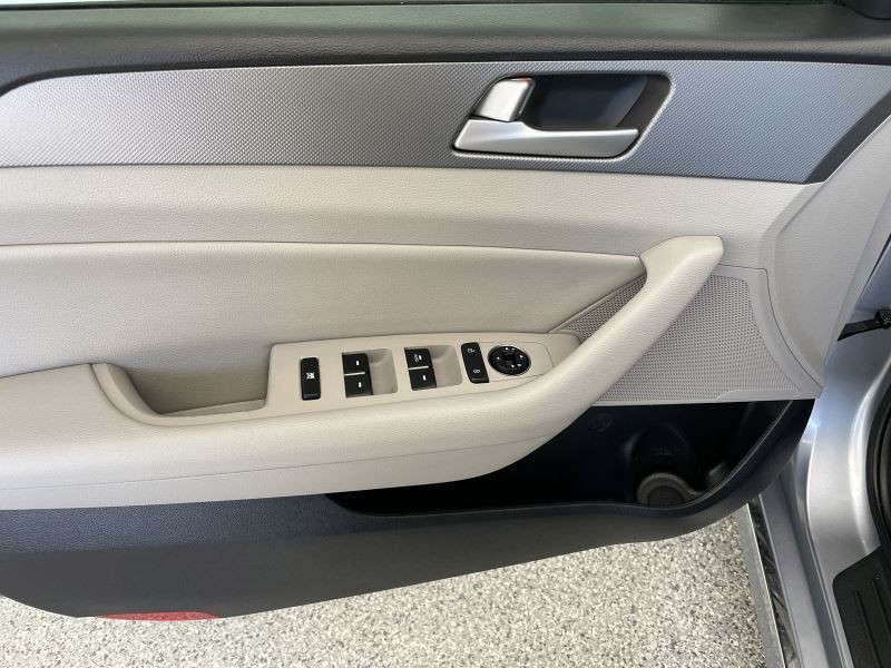 2016 Hyundai Sonata Image 11