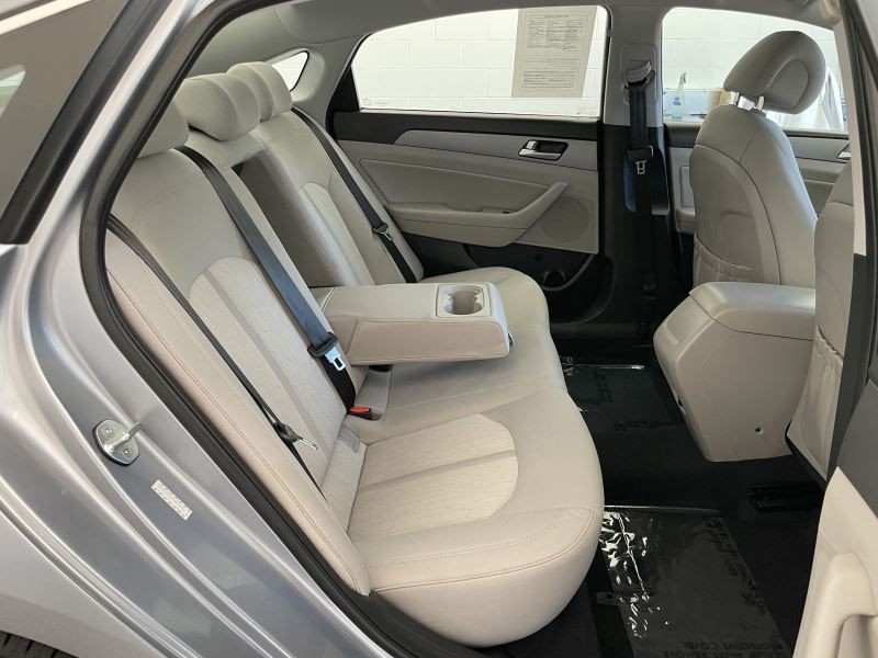 2016 Hyundai Sonata Image 18