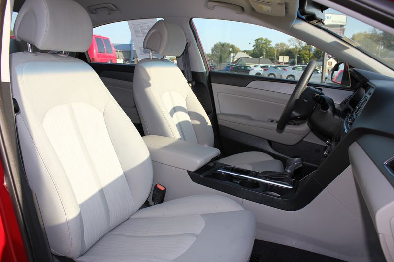 2016 Hyundai Sonata Image 20