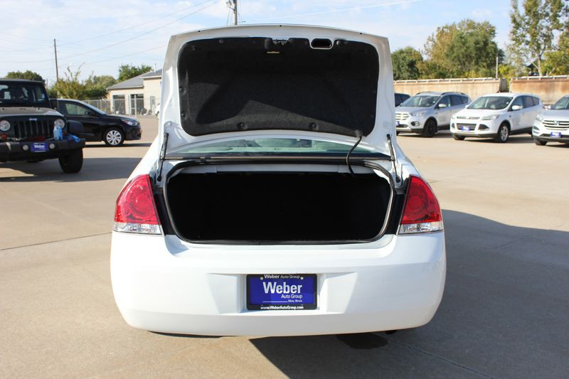 2011 Chevrolet Impala Image 22