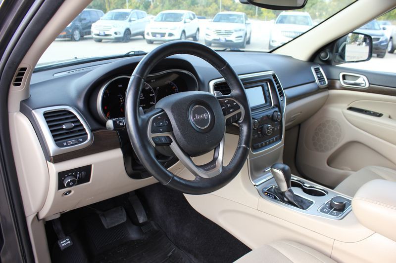 2017 Jeep Grand Cherokee Image 11