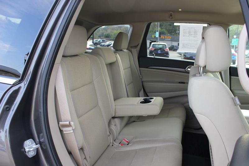 2017 Jeep Grand Cherokee Image 13