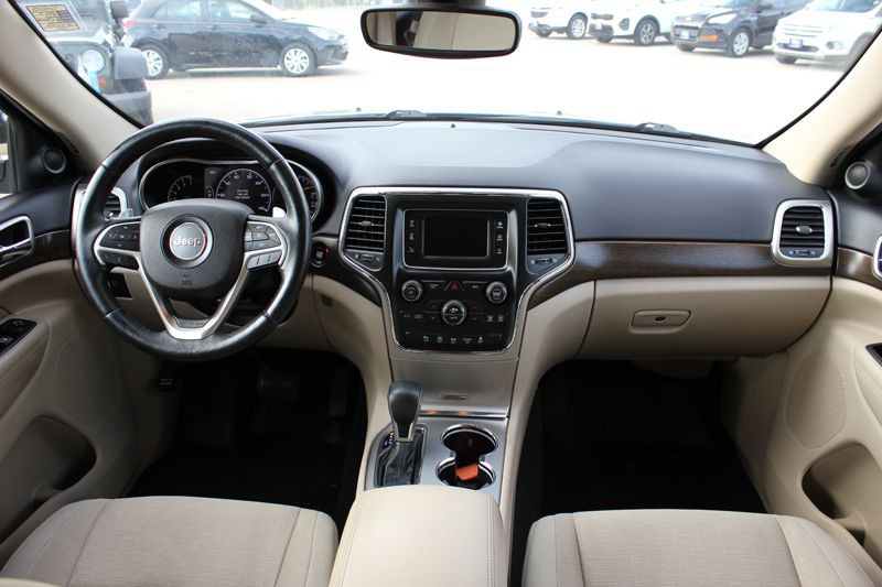 2017 Jeep Grand Cherokee Image 17
