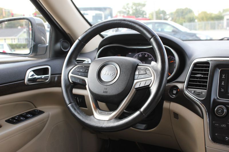 2017 Jeep Grand Cherokee Image 18