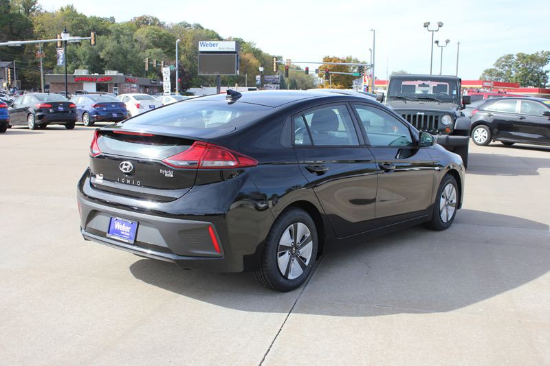 2018 Hyundai Ioniq Image 8