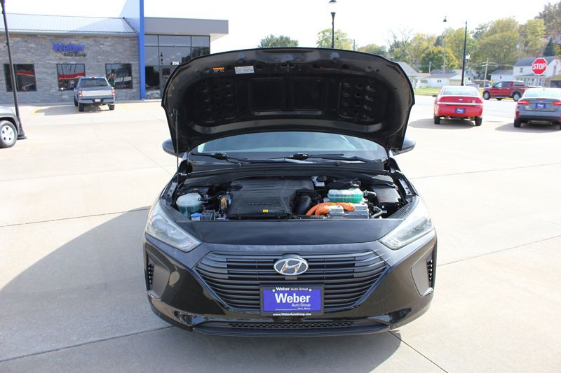 2018 Hyundai Ioniq Image 14