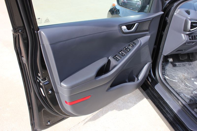 2018 Hyundai Ioniq Image 17