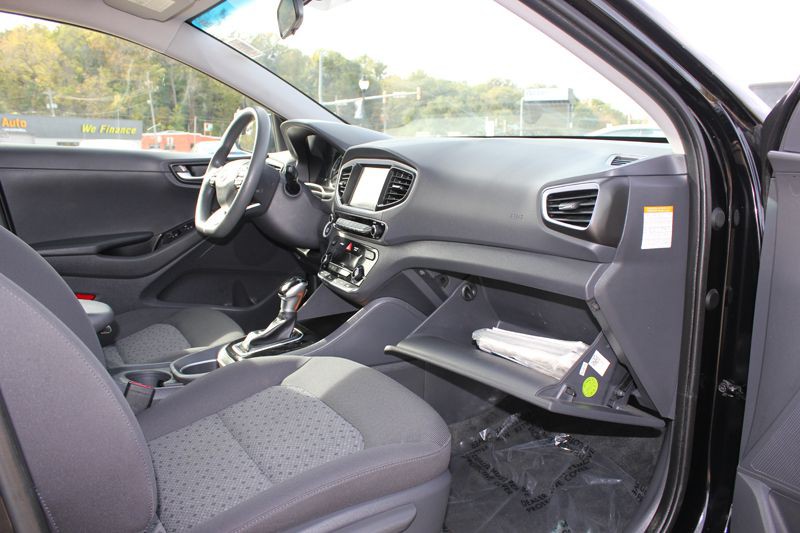 2018 Hyundai Ioniq Image 21