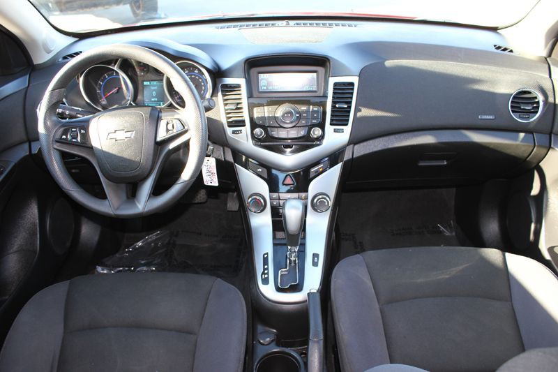 2016 Chevrolet Cruze Image 21