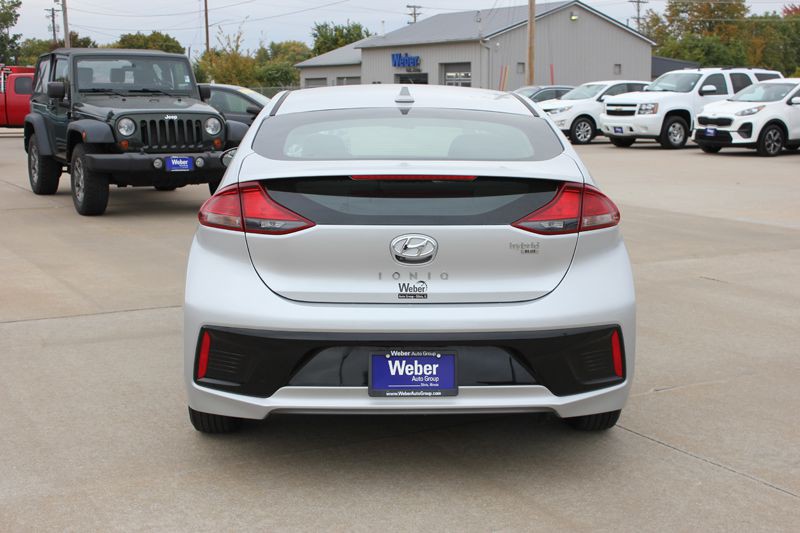 2018 Hyundai Ioniq Image 8