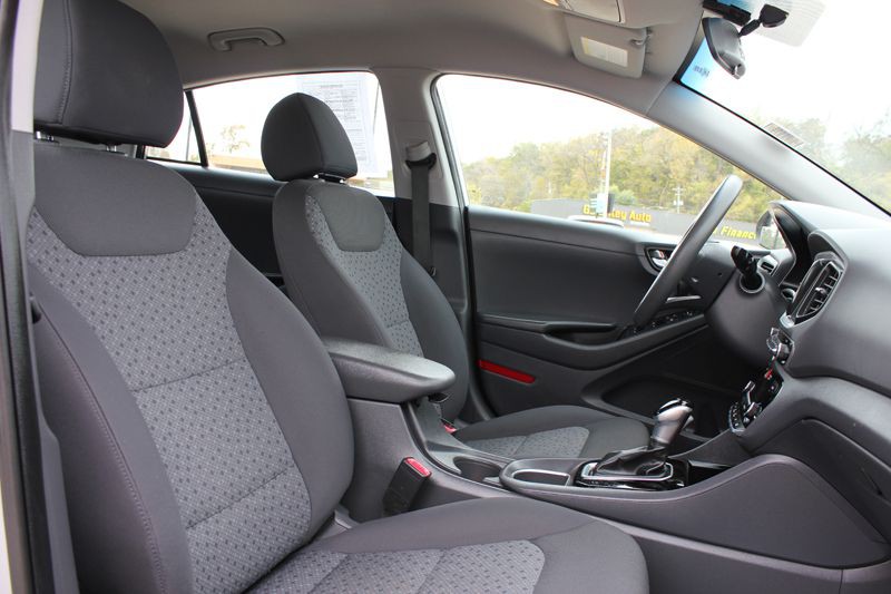 2018 Hyundai Ioniq Image 20