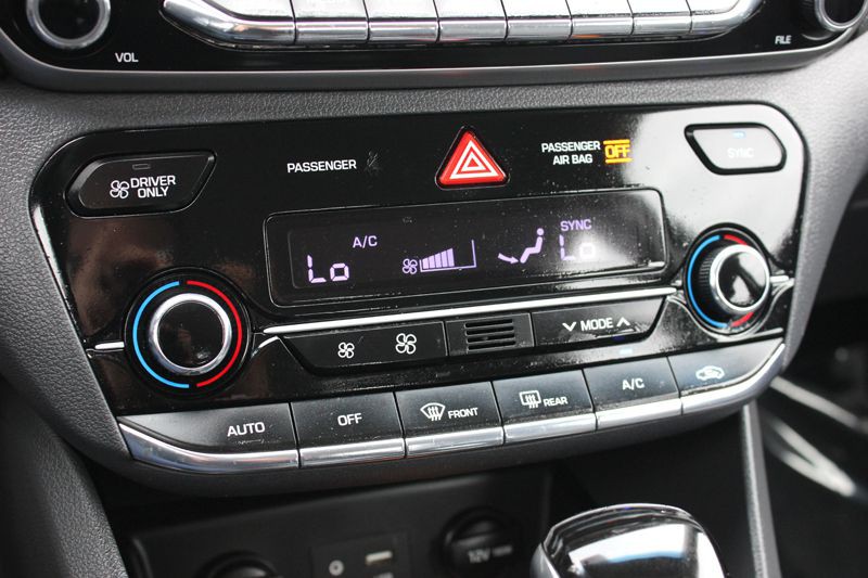 2018 Hyundai Ioniq Image 27