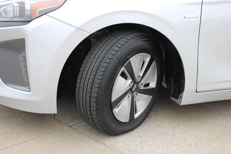 2018 Hyundai Ioniq Image 29