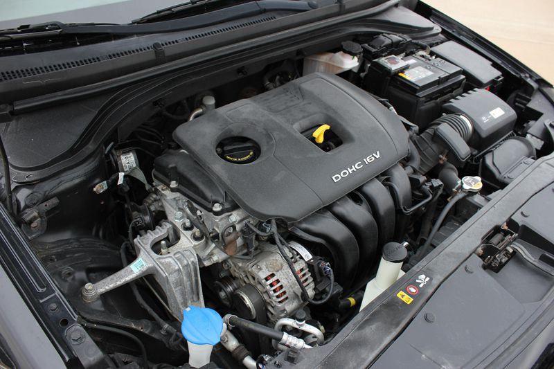 2018 Hyundai Elantra Image 14