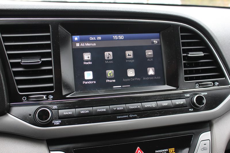 2018 Hyundai Elantra Image 25