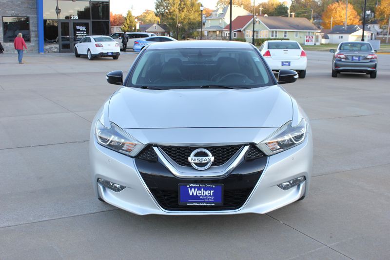 2016 Nissan Maxima Image 4