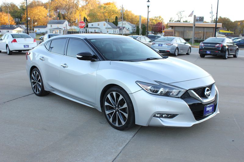 2016 Nissan Maxima Image 5