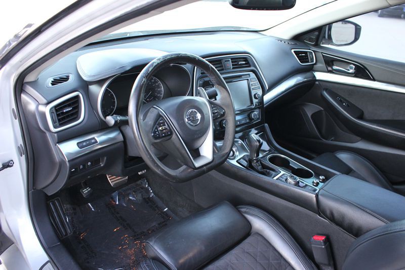 2016 Nissan Maxima Image 17