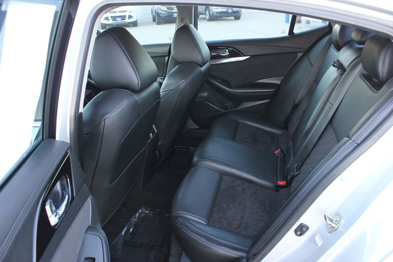 2016 Nissan Maxima Image 19