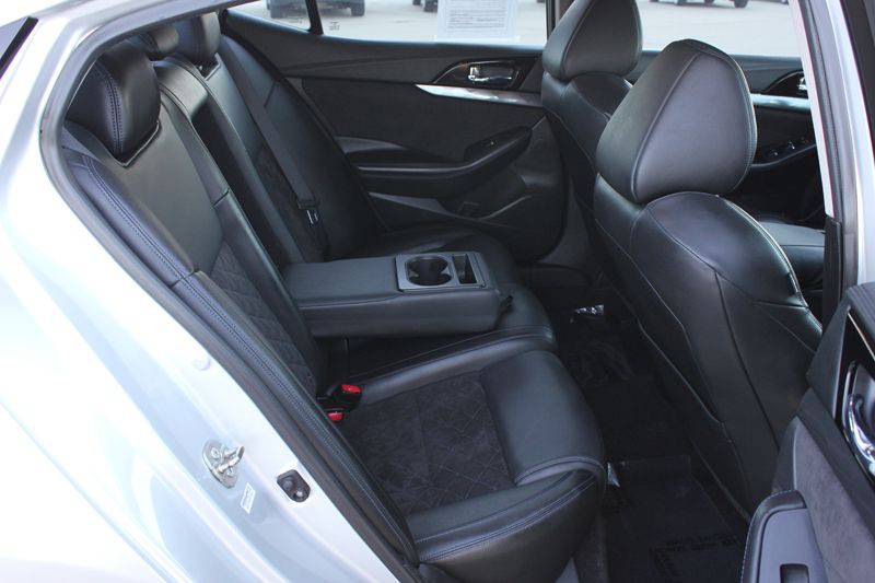 2016 Nissan Maxima Image 20