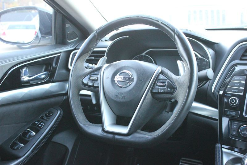 2016 Nissan Maxima Image 24