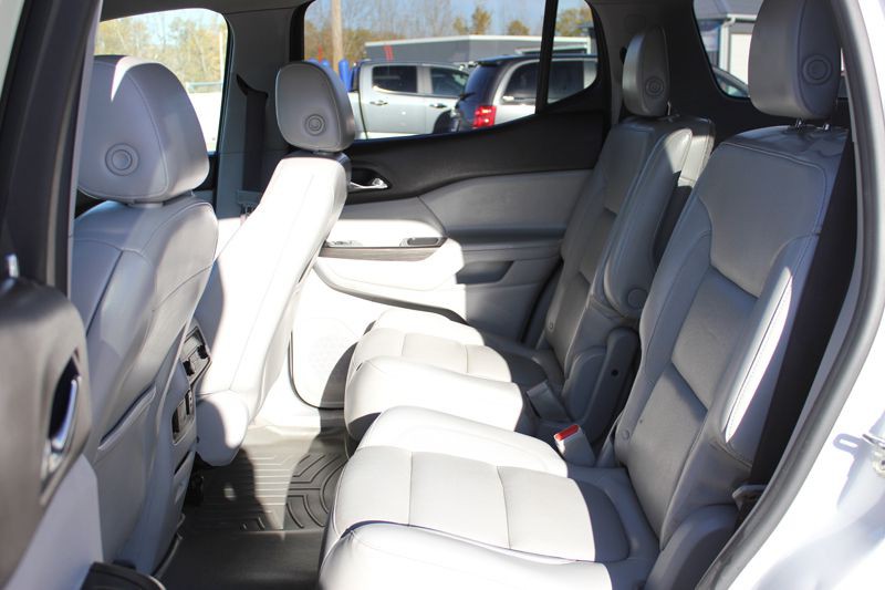 2017 GMC Acadia Image 22