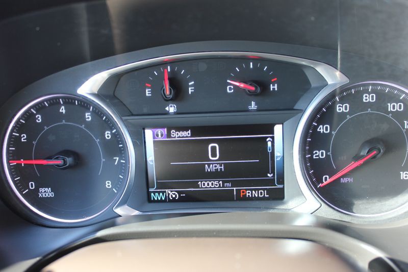 2017 GMC Acadia Image 32