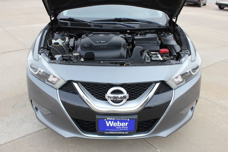 2017 Nissan Maxima Image 14