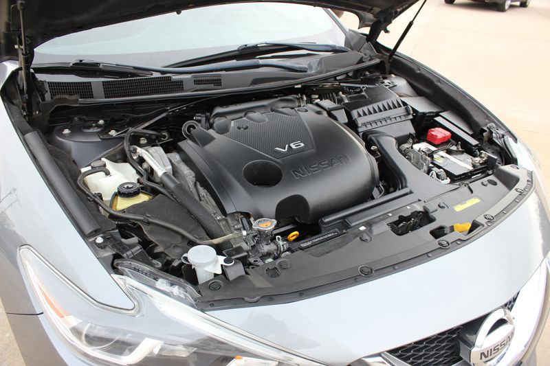 2017 Nissan Maxima Image 15