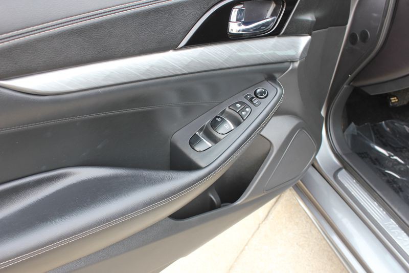 2017 Nissan Maxima Image 17