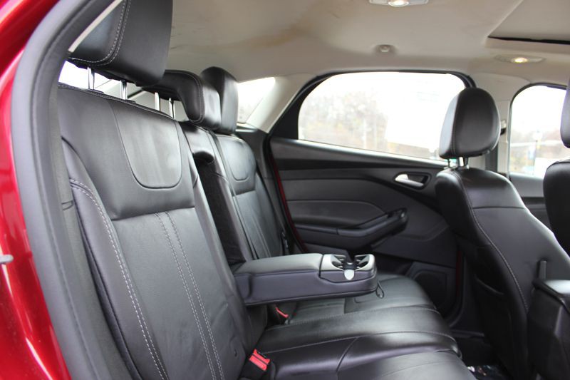 2014 Ford Focus Image 16