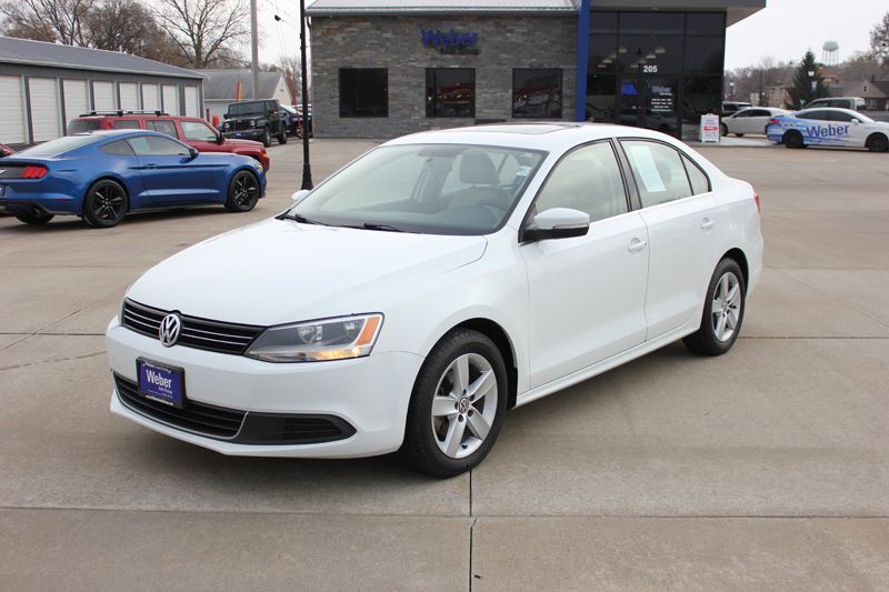 2014 Volkswagen Jetta Image 2