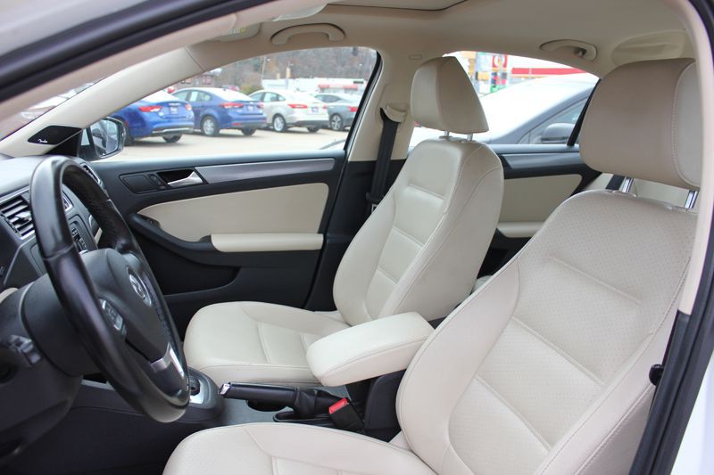 2014 Volkswagen Jetta Image 17