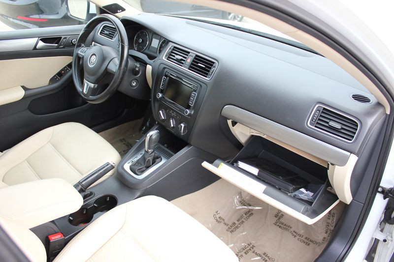 2014 Volkswagen Jetta Image 22