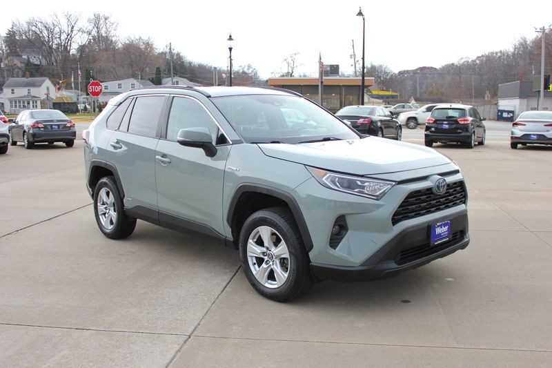 2020 Toyota Rav4 Image 3
