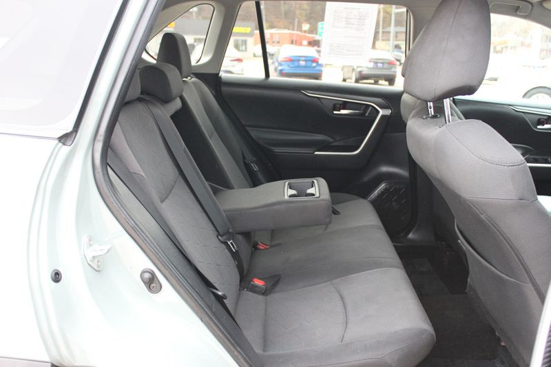 2020 Toyota Rav4 Image 19