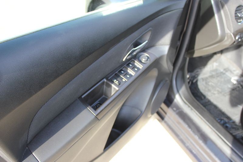 2015 Chevrolet Cruze Image 16