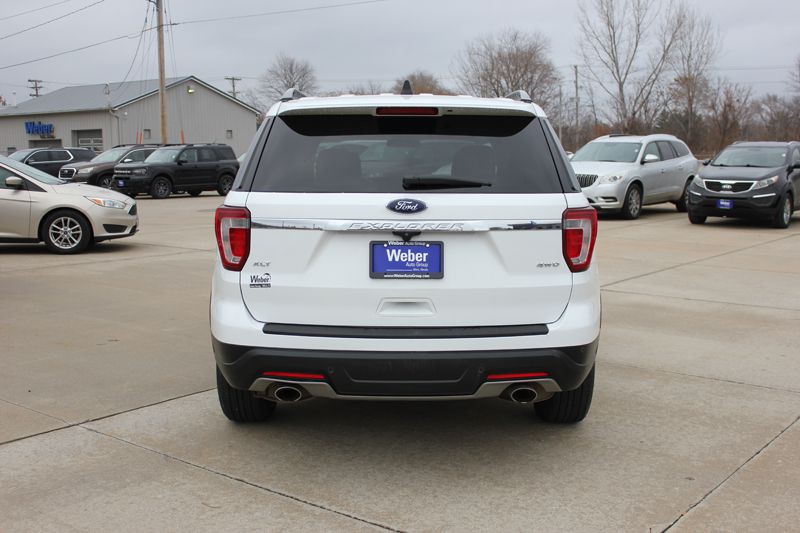 2018 Ford Explorer Image 8