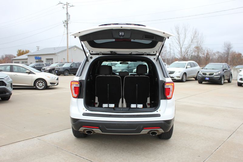 2018 Ford Explorer Image 10