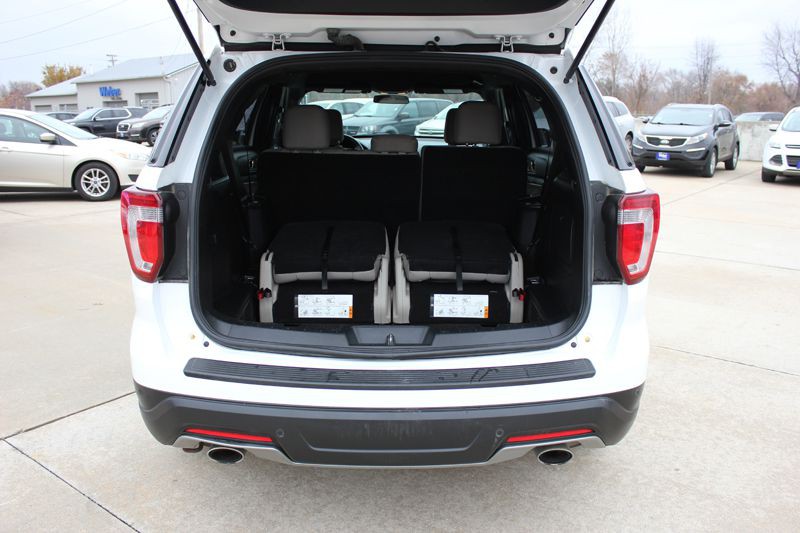 2018 Ford Explorer Image 11