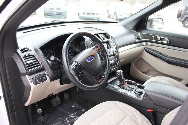 2018 Ford Explorer Image 19