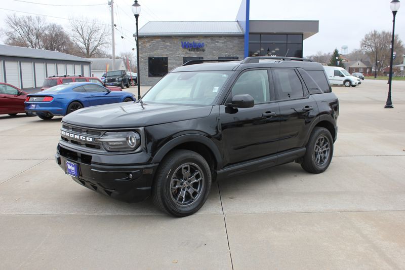 2021 Ford Bronco Image 2