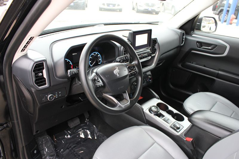 2021 Ford Bronco Image 16